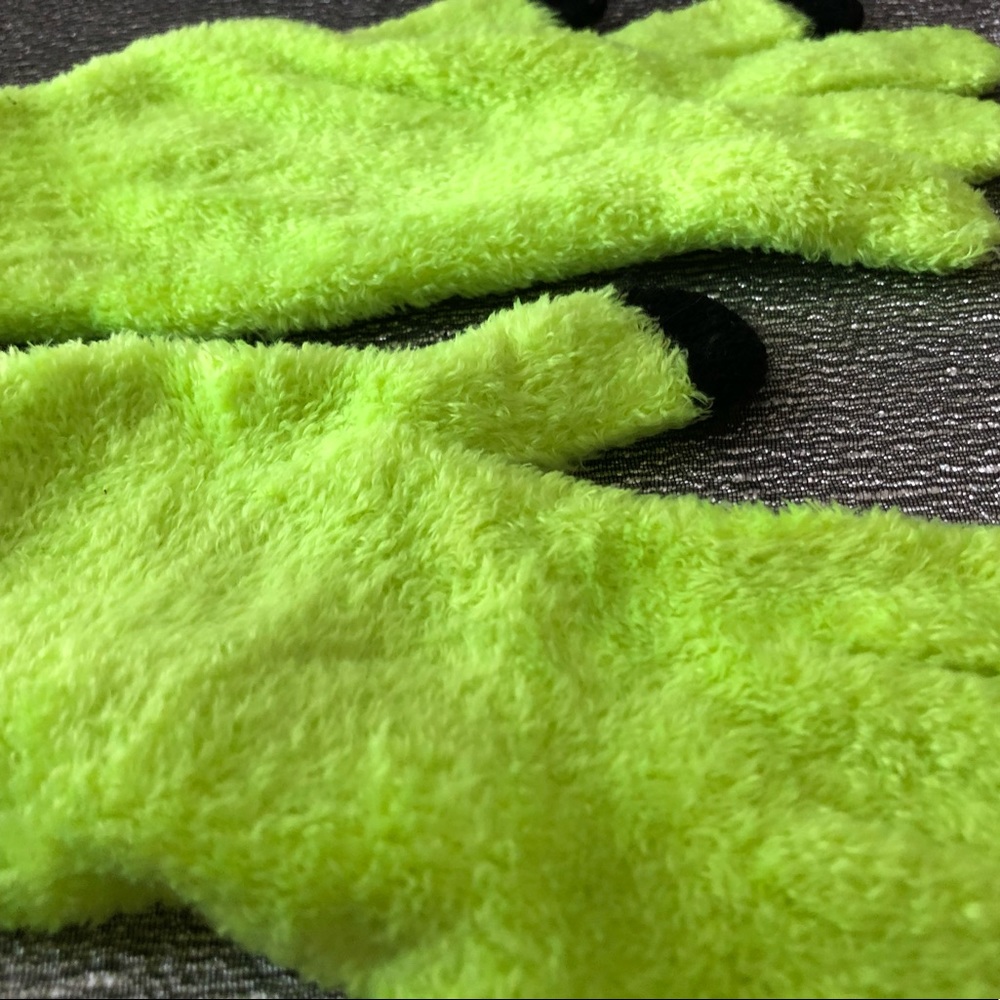 Neon Yellow Fuzzy Tech Gloves - Picture 2 of 2